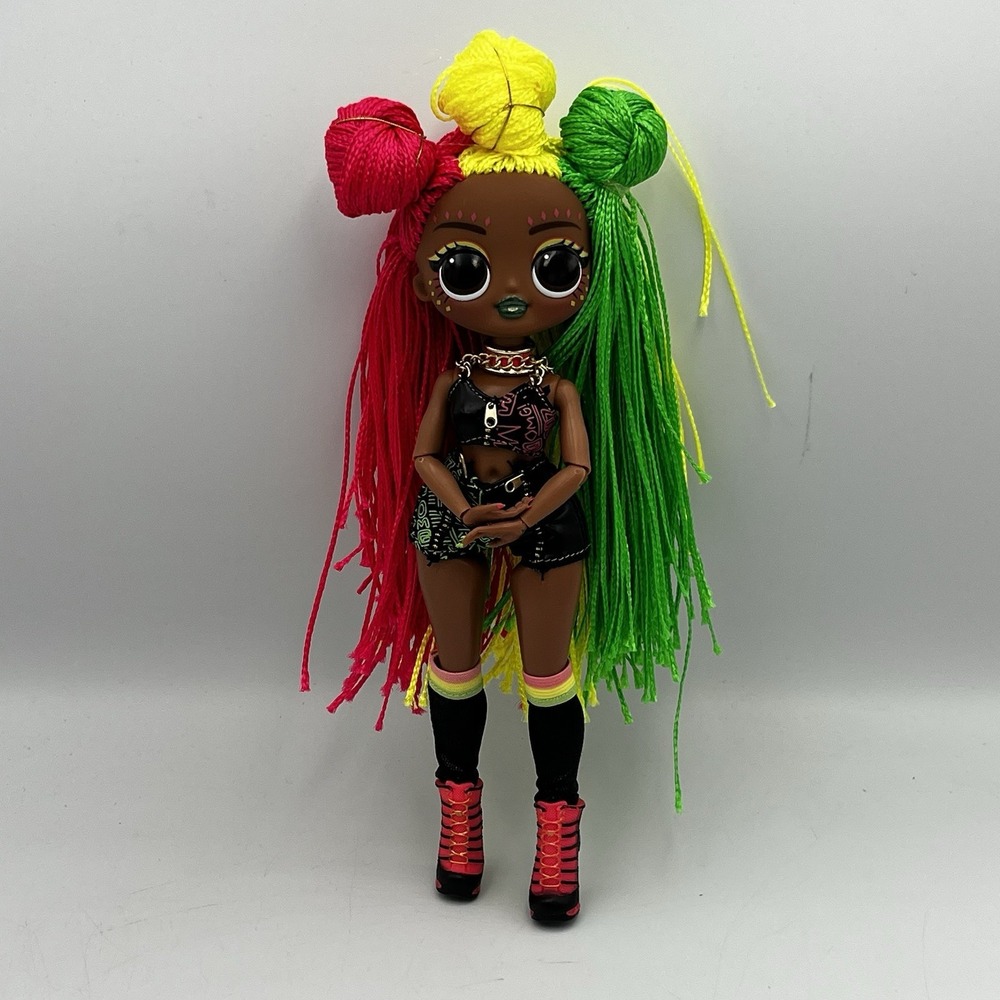 L.O.L. Surprise! Fashion Doll Red Yellow Green Hair Black Outfit Shorts 10"